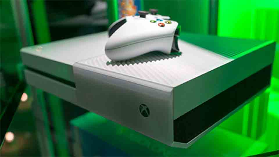 Xbox One Deals Bundles From 399 00 Consoles Com - will xbox project scarlett have roblox